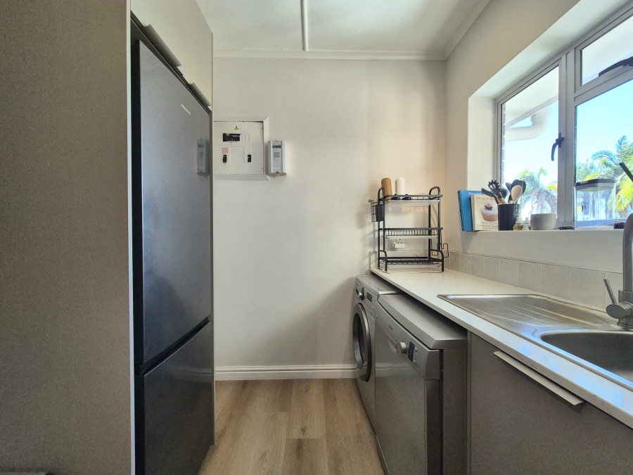 2 Bedroom Property for Sale in Harfield Village Western Cape